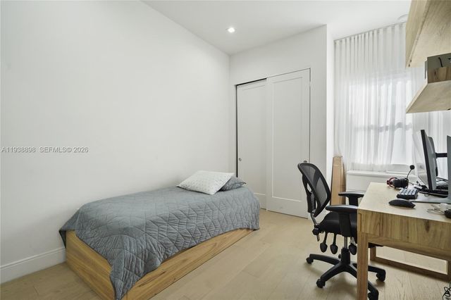 8144 NW 43rd St, Doral, FL 33166