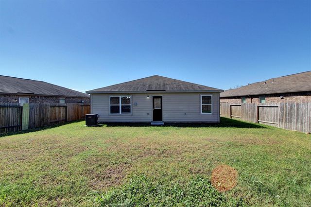 12302 Wavecrest Road, Texas City, TX 77568