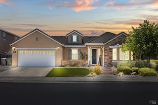 2031 Newcastle Dr, Vacaville, CA 95687