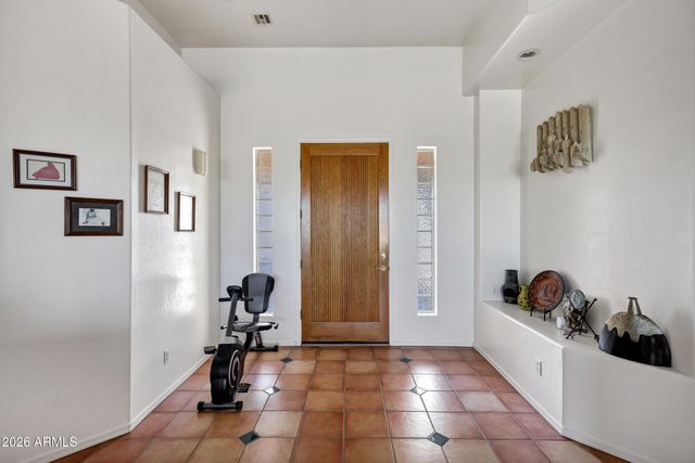 35219 N 10TH Street, Phoenix, AZ 85086