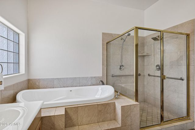 35219 N 10TH Street, Phoenix, AZ 85086