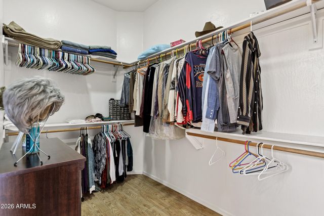 35219 N 10TH Street, Phoenix, AZ 85086