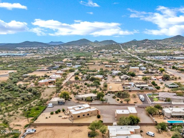 35219 N 10TH Street, Phoenix, AZ 85086