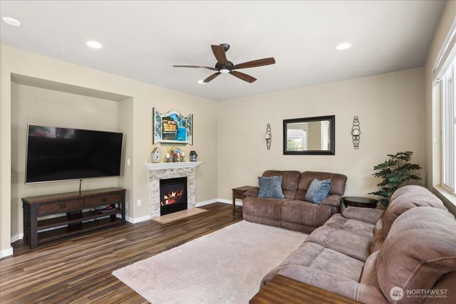 6415 128 Place SE, Snohomish, WA 98296