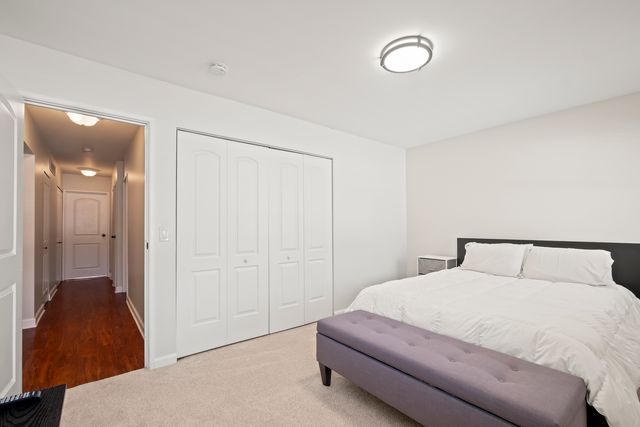 2415 59th Street, Woodridge, IL 60517