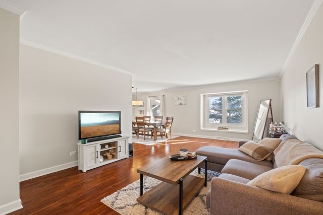 2415 59th Street, Woodridge, IL 60517