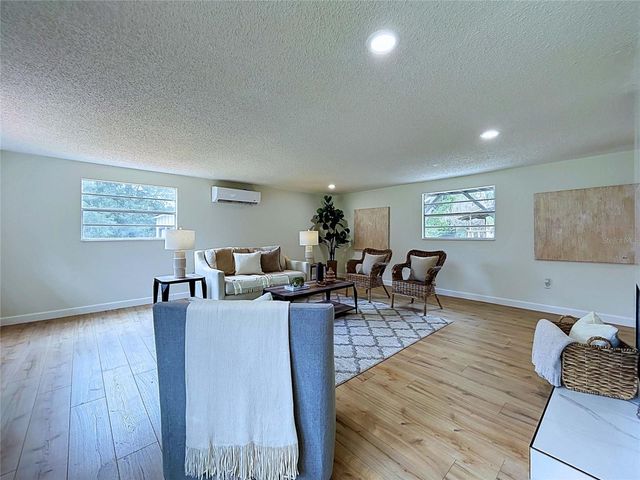 11008 BROWNING ROAD, Lithia, FL 33547