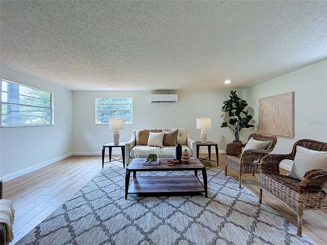11008 BROWNING ROAD, Lithia, FL 33547