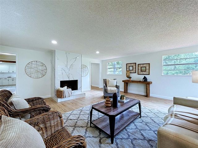 11008 BROWNING ROAD, Lithia, FL 33547