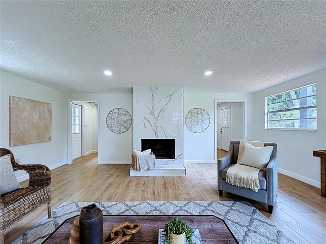 11008 BROWNING ROAD, Lithia, FL 33547