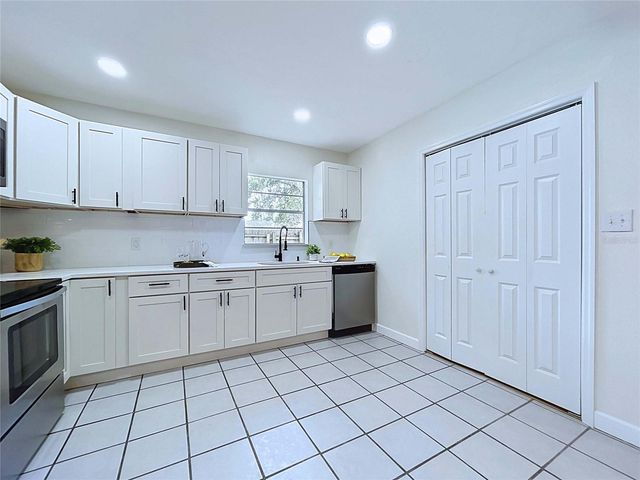 11008 BROWNING ROAD, Lithia, FL 33547