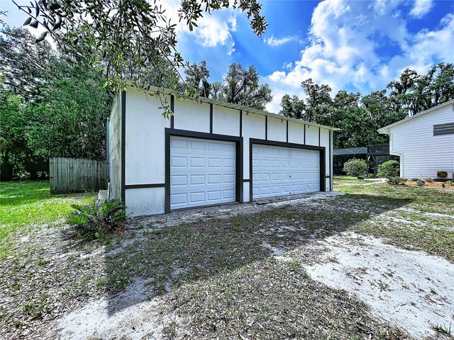 11008 BROWNING ROAD, Lithia, FL 33547