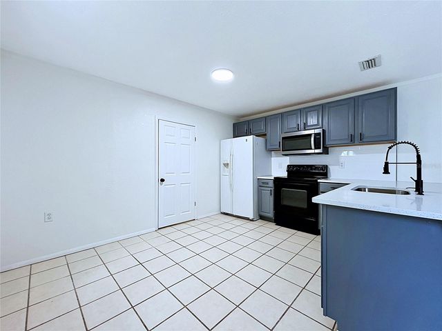 11008 BROWNING ROAD, Lithia, FL 33547