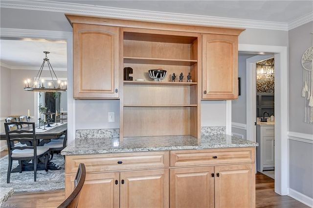 5304 Balfor DR, Virginia Beach, VA 23464