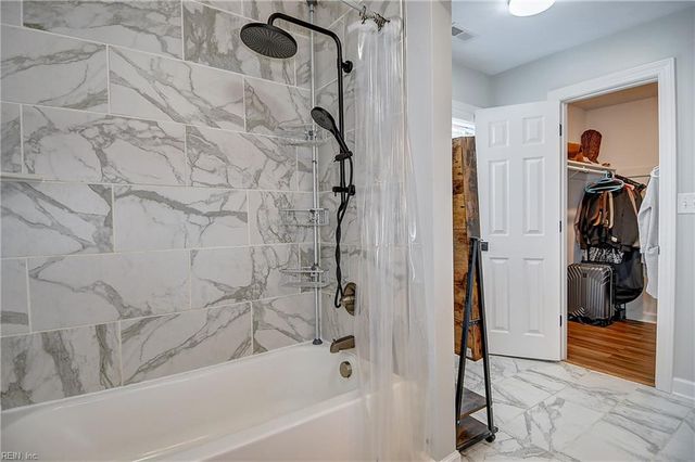 5304 Balfor DR, Virginia Beach, VA 23464