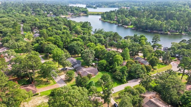 546 Woodside Drive, Hideaway, TX 75771