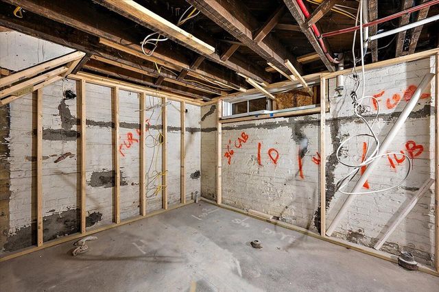 918 Virginia Park Street, Detroit City, MI 48202