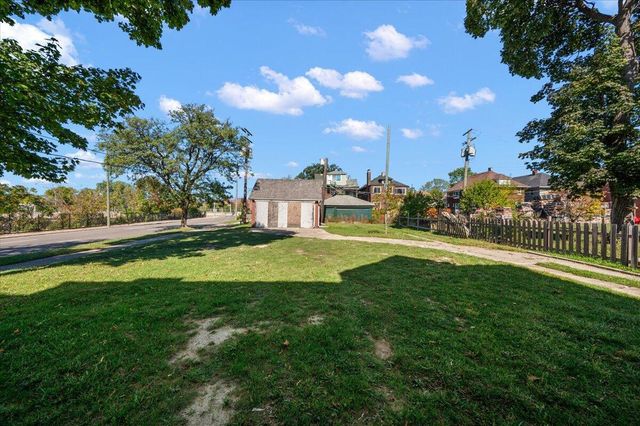 918 Virginia Park Street, Detroit City, MI 48202