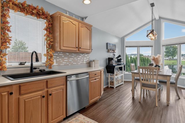 12432 Wandering Way, Fort Wayne, IN 46818