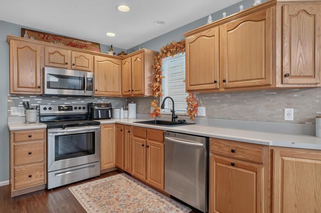 12432 Wandering Way, Fort Wayne, IN 46818