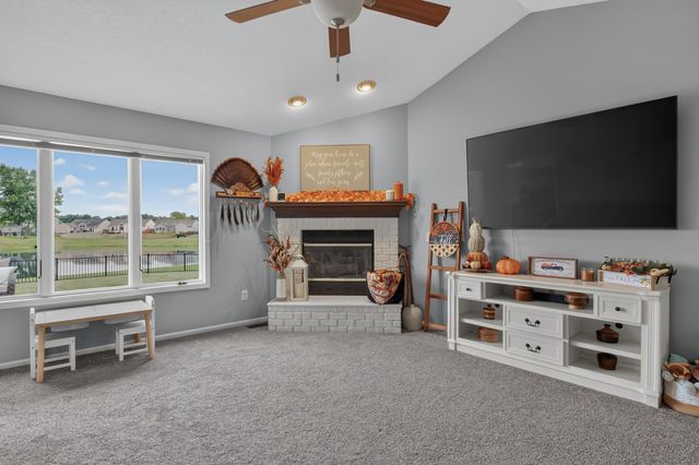 12432 Wandering Way, Fort Wayne, IN 46818