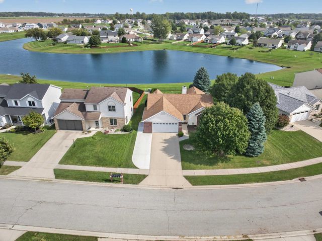 12432 Wandering Way, Fort Wayne, IN 46818