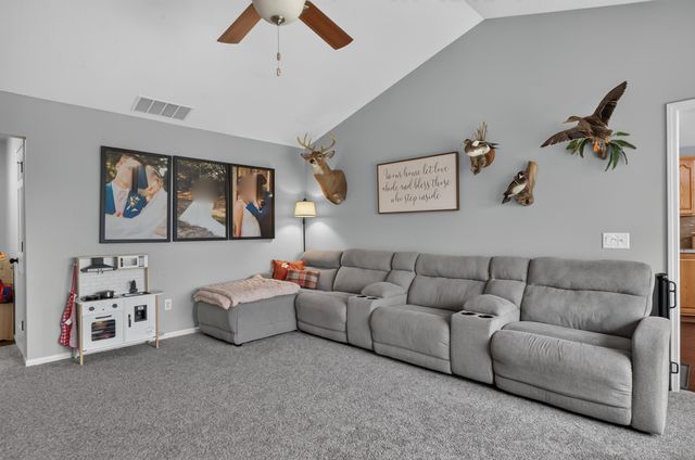 12432 Wandering Way, Fort Wayne, IN 46818