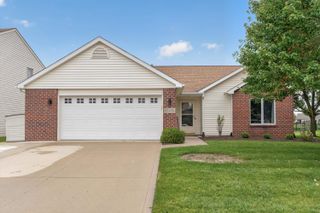 12432 Wandering Way, Fort Wayne, IN 46818