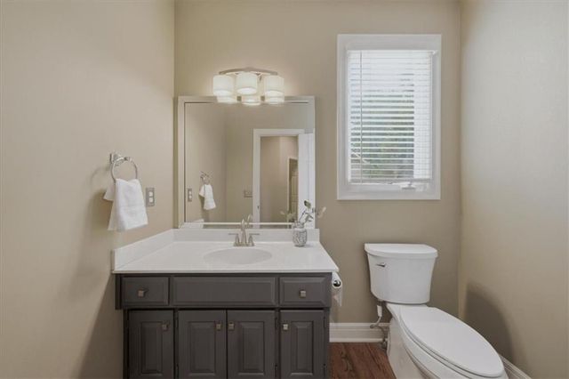 5709 W 147th Place, Overland Park, KS 66223