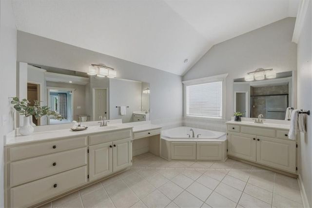 5709 W 147th Place, Overland Park, KS 66223