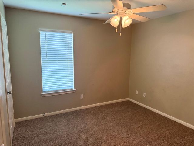 2311 24th Street N, Texas City, TX 77590