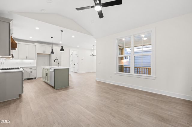 712 Grayhaven Place, Raleigh, NC 27606
