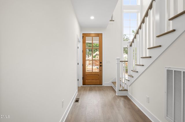 712 Grayhaven Place, Raleigh, NC 27606