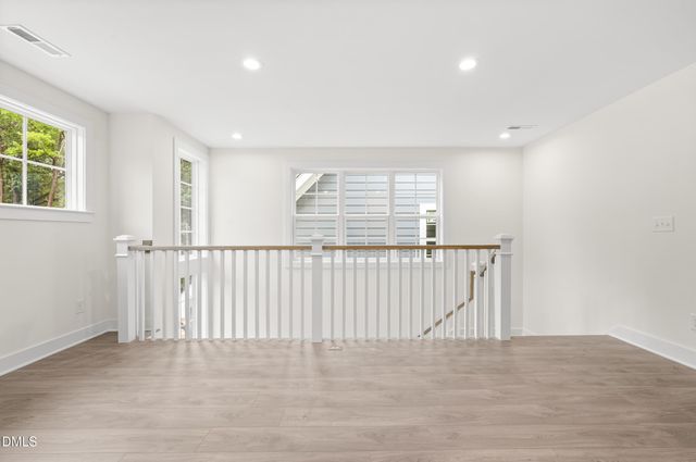 712 Grayhaven Place, Raleigh, NC 27606