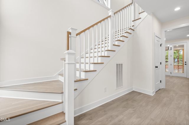 712 Grayhaven Place, Raleigh, NC 27606
