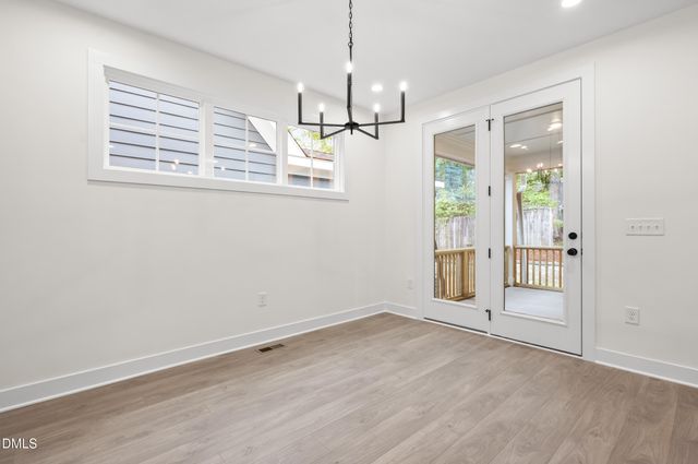 712 Grayhaven Place, Raleigh, NC 27606