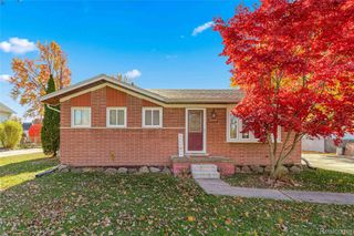 31549 John Hauk Street, Garden City, MI 48135