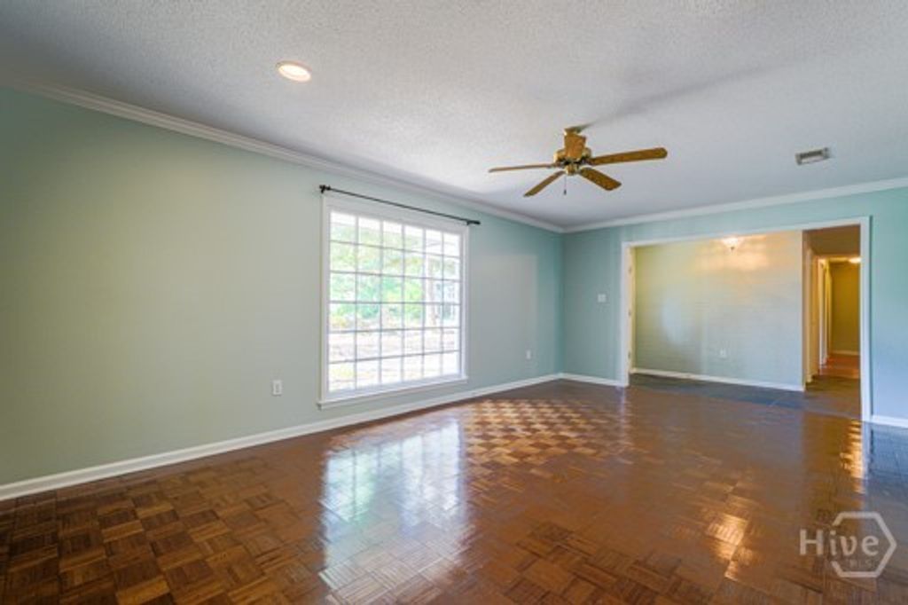 Image 19 of property listing at 20 Wesley Crossing, Savannah, GA 31411