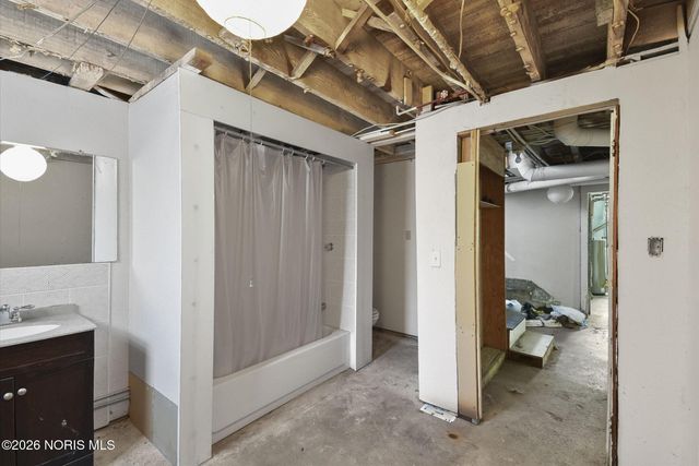 5 Birckhead Place, Toledo, OH 43608