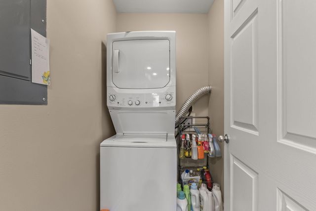 857 Malabu Drive 6001, Lexington, KY 40502