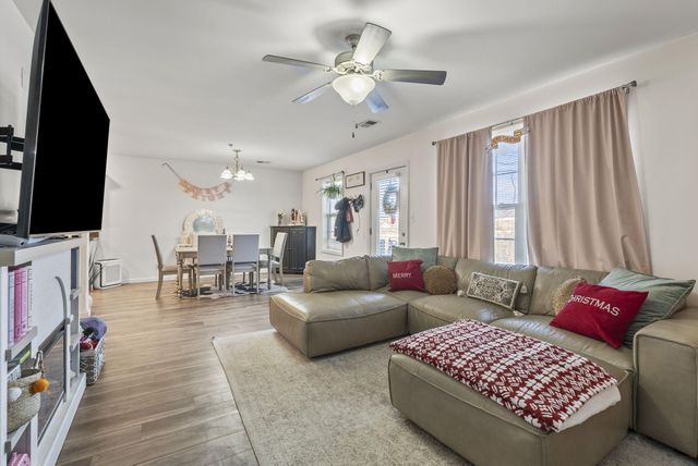 857 Malabu Drive 6001, Lexington, KY 40502