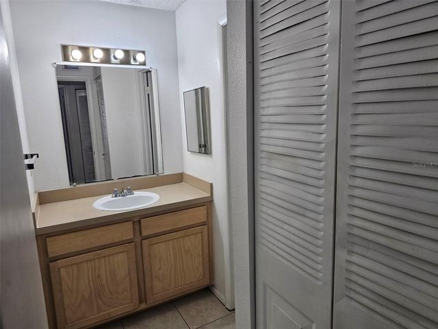 5400 26TH STREET W E80, Bradenton, FL 34207