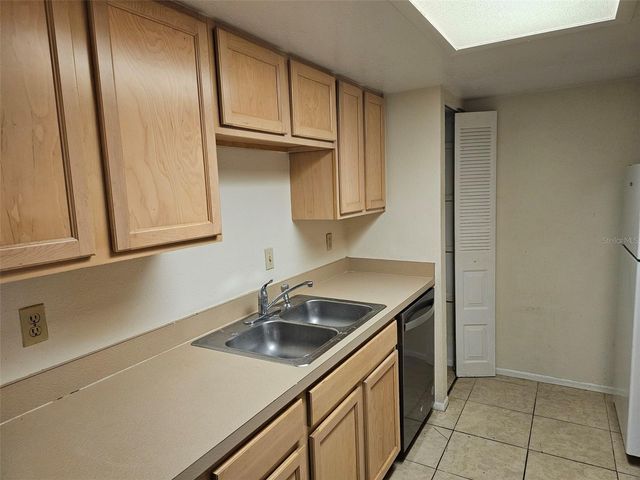 5400 26TH STREET W E80, Bradenton, FL 34207