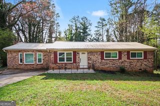 2280 Chestnut Log Loop, Lithia Springs, GA 30122