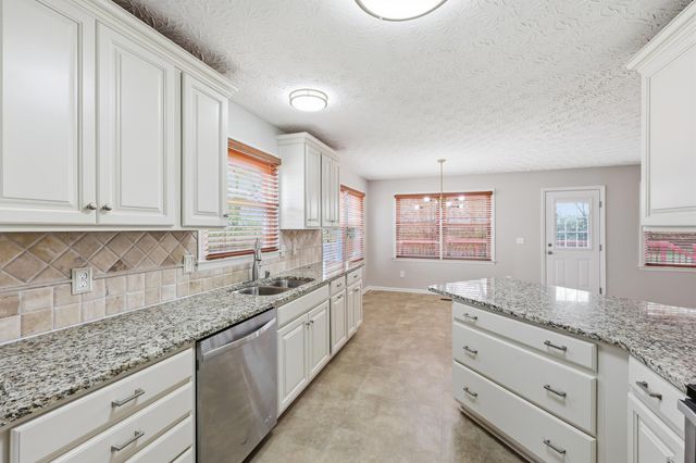 833 Isaac Shelby Circle, Frankfort, KY 40601