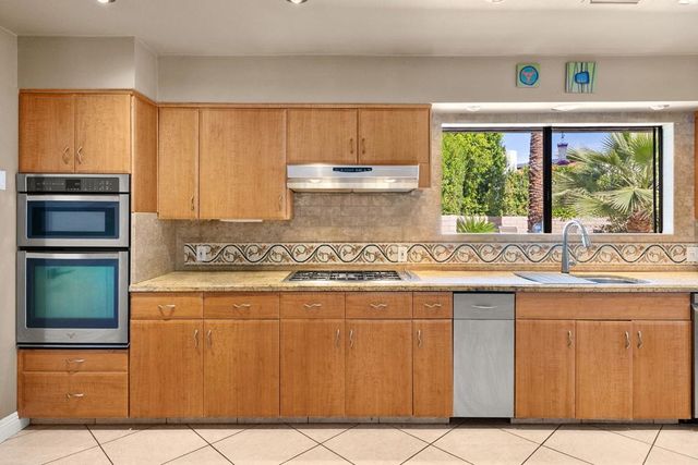 19 Lincoln Place, Rancho Mirage, CA 92270