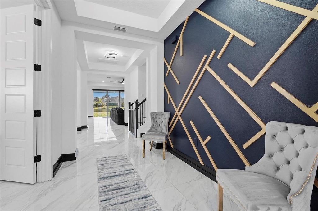 Image 5 of property listing at 7208 GREAT EGRET BOULEVARD, Sarasota, FL 34241