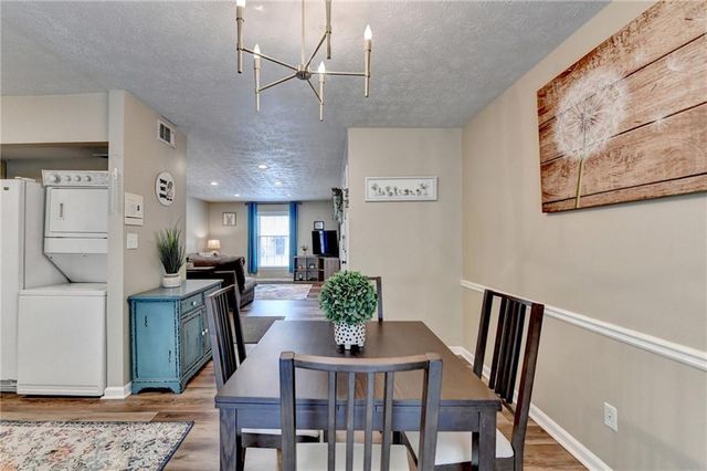 6700 Roswell Road 22B, Atlanta, GA 30328