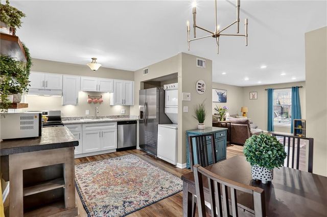 6700 Roswell Road 22B, Atlanta, GA 30328