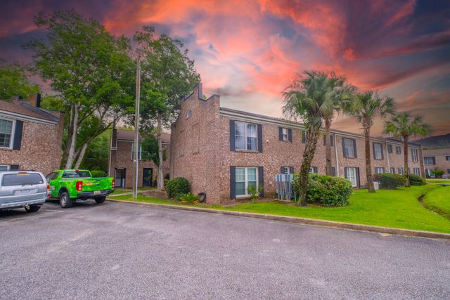 874 Colony Drive B23, Charleston, SC 29407